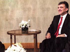 Abdulla Gül Azərbaycan millət vəkilləri ilə görüşüb