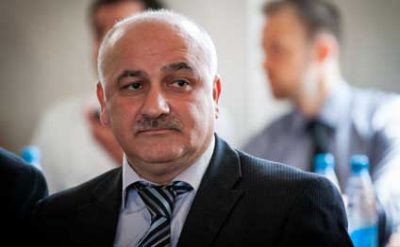 Arif Hacılı AXCP-ni ittiham etdi