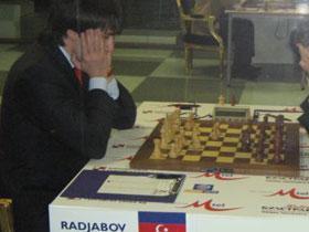 Teymur Rəcəbov erməniyə qalib gəlib