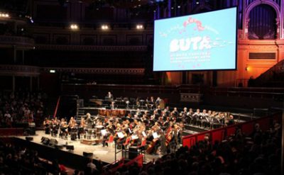 Londonda Azerbaycan konserti baş tutub