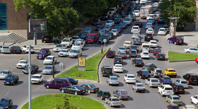 Bakıda yol hərəkəti qaydaları belə pozulur.