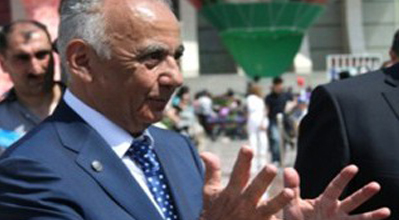 Jurnalist görəndə elə bil qəbirdə ölü görürəm