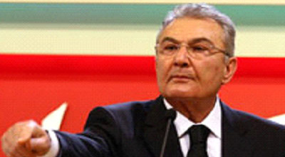 Anamüxalifətçinin evinə oğru girib