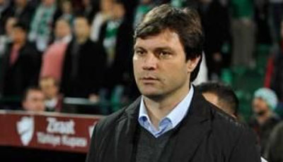 Bursaspor baş məşqçisi Ertuğrul Sağlam istefa verib