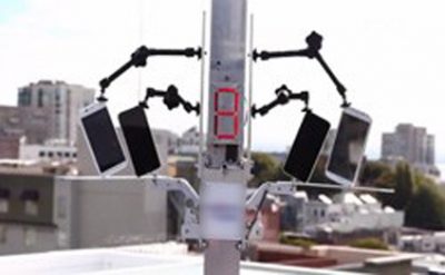 Motorolla Moto X en dözümlü telefon seçilib