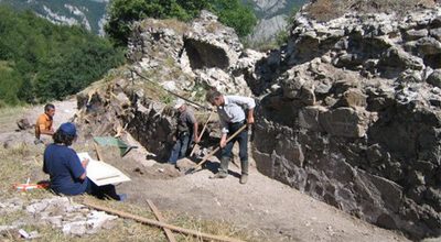 Azərbaycanda qədim yeraltı mağara tapılıb