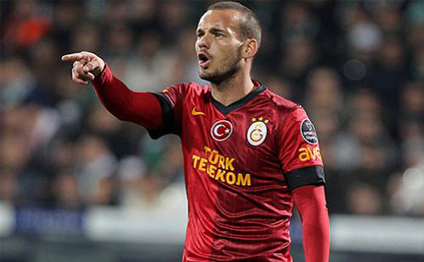 Vesley Sneyder Qalatasaray klubuna sadiq qaldı