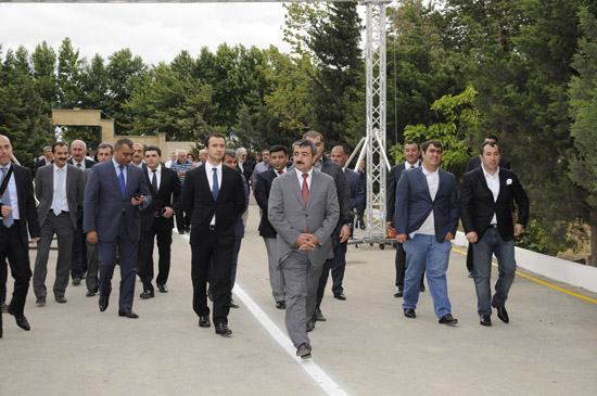 Elite Horse Club atçılıq klubunun açılışı olub