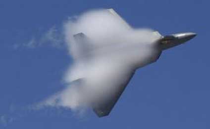 F-22 qırıcıları İŞİD üzerinde sınaqdan çıxarıldı