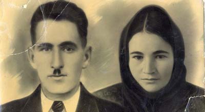 Aydın Mirzezade valideynlerinin şeklini paylaşıb