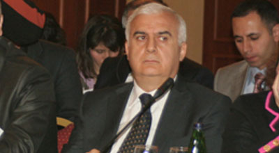 Kend teserrüfatı naziri Şamaxıda şikayetçilerle görüşecek