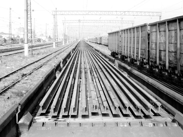 Azərbaycanda ilk dəfə olaraq 800 metrlik relslərin hazırlanmasına başlanıb