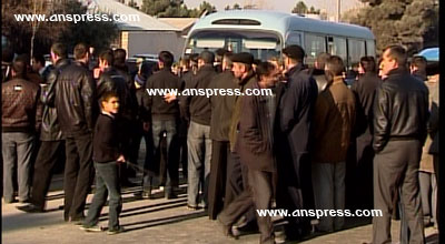 Bakıda evləri uçurulan qaçqınlar 6 ay vaqonda yaşayacaq