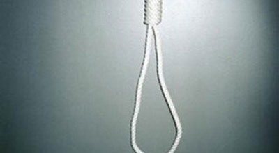 50 yaşlı kişi özünü asdı