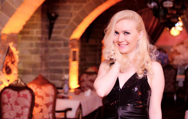 Tanınmış aparıcı Aysel Nazim ikinci dəfə ərə gedir