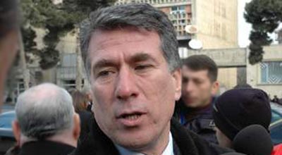 Hərbi qulluqçularla bağlı daha bir qanun qəbul ediləcək