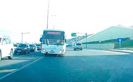 Bakıda avtobus sürücüsü ölüm saçır