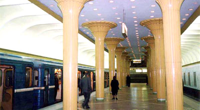 Metroda yeni fırıldaq