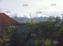 Qax rayonuna qar yağıb