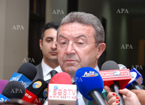 Misir Mərdanov Təhsil Nazirliyi əməkdaşının həbsinə münasibət bildirib