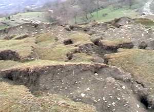 Şamaxı rayonunun Muğanlı kəndində sürüşmə sürətlə irəliləyir